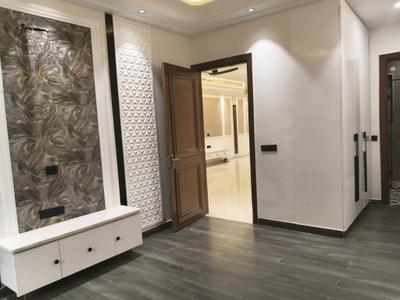 Bedroom Image of 2700 Sq.ft 4 BHK Builder Floor for sale in DLF City Floor Phase 2, DLF Phase 2 Gurgaon for Rs. 50000000