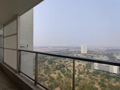 Balcony Image of 1800 Sq.ft 2 BHK Apartment / Flat for rent in DLF One Midtown, Karampura New Delhi for Rs. 75000