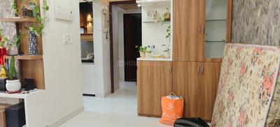 Bedroom Image of 650 Sq.ft 1 BHK Apartment / Flat for rent in Royal Oasis, Malad West Mumbai for Rs. 42000