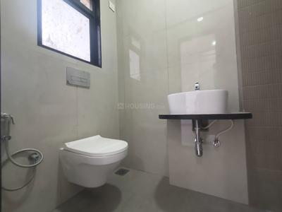 Bathroom Image of 760 Sq.ft 2 BHK Apartment / Flat for sale in Borivali West Mumbai for Rs. 22500000