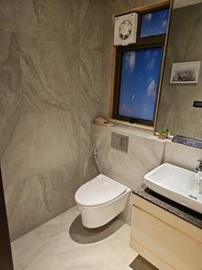 Common Bathroom Image of 830 Sq.ft 2 BHK Apartment / Flat for sale in Monte South, Byculla Mumbai for Rs. 30000000