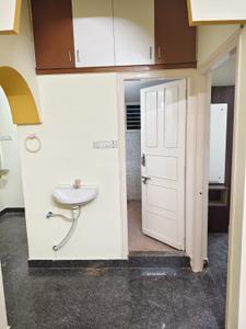 Bathroom Image of 800 Sq.ft 2 BHK Independent House for rent in K R Puram Bengaluru for Rs. 14500