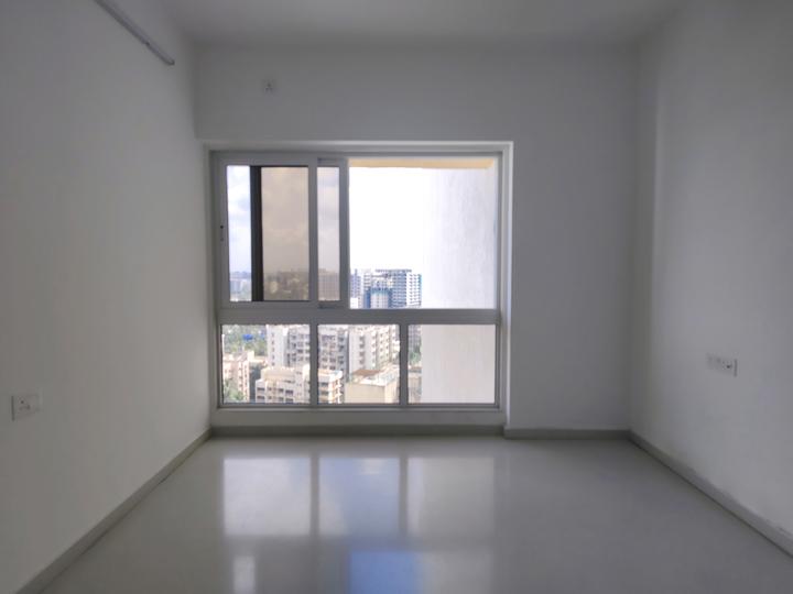 UK lona Main Image 1