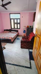 Bedroom Image of 600 Sq.ft 2.5 BHK Independent House for rent in Rajouri Garden New Delhi for Rs. 5000