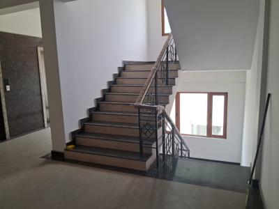 Staircase Image of 1770 Sq.ft 3 BHK Apartment / Flat for sale in Mahanagar Lucknow for Rs. 14000000