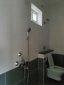 Common Bathroom Image of 1100 Sq.ft 2 BHK Apartment / Flat for sale in Jain Advaya, Kundrathur Chennai for Rs. 6809000