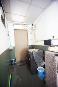 Kitchen Image of 1308 Sq.ft 3 BHK Apartment / Flat for sale in Dev Parijat, Vaishno Devi Circle Ahmedabad for Rs. 8500000