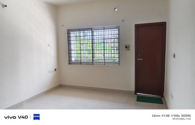 Hall Image of 1086 Sq.ft 2 BHK Apartment / Flat for rent in Karapakkam Chennai for Rs. 25000