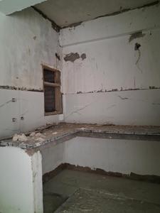 Kitchen Image of 1050 Sq.ft 2 BHK Apartment / Flat for sale in Sector 101 Noida for Rs. 4100000