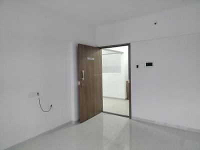 Living Room Image of 800 Sq.ft 1 BHK Apartment / Flat for rent in Swaraj Divyashree Heights A Wing, Khadewadi Pune for Rs. 12500