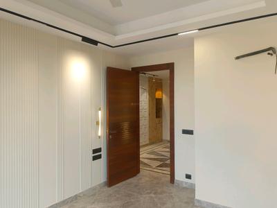 Bedroom Image of 2400 Sq.ft 4 BHK Builder Floor for sale in DLF Phase 2 Gurgaon for Rs. 45000000