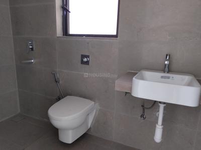 Image of 823 Sq.ft 2 BHK Apartment / Flat for sale in Runwal Bliss, Kanjurmarg East, Mumbai for Rs. 21000000