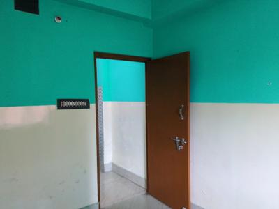 Bedroom Image of 700 Sq.ft 2 BHK Apartment / Flat for rent in Annapurna Swapnil Apartment, Rahara Kolkata for Rs. 9000