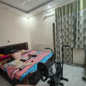 Bedroom Image of 1800 Sq.ft 3 BHK Builder Floor for sale in Palam Vihar Gurgaon for Rs. 20000000