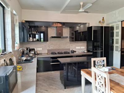 Kitchen Image of 5200 Sq.ft 5 BHK Villa for sale in Sector 128 Noida for Rs. 120000000