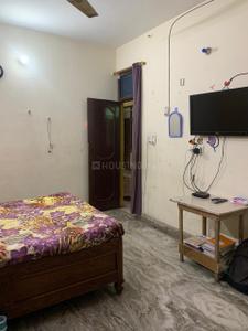 Bedroom Image of 1200 Sq.ft 2 BHK Independent House for rent in Meerut Cantt Meerut for Rs. 15000