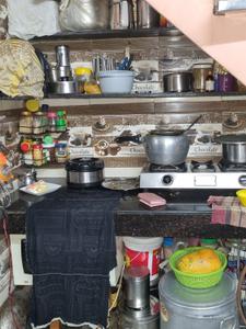 Kitchen Image of 250 Sq.ft 2 BHK Independent House for sale in Shakurpur New Delhi for Rs. 5500000