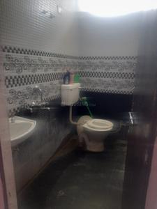 Bathroom Image of 820 Sq.ft 2 BHK Apartment / Flat for sale in Chinhat Lucknow for Rs. 2200000