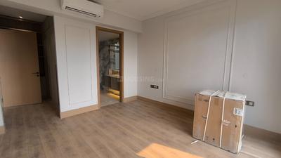 Bedroom Image of 3250 Sq.ft 4 BHK Builder Floor for sale in DLF The Grove, DLF Phase 5 Gurgaon for Rs. 86000000