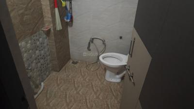 NB Silver Pearl Bathroom Two 4