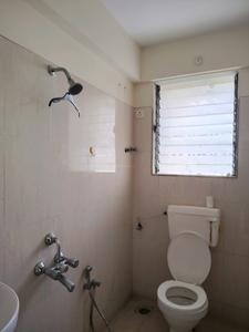 Common Bathroom Image of 700 Sq.ft 1 BHK Apartment / Flat for rent in Puraniks Aarambh, Kasarvadavali Thane for Rs. 17128