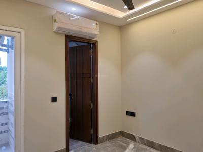 Bedroom Image of 720 Sq.ft 2 BHK Builder Floor for rent in Janakpuri New Delhi for Rs. 35000