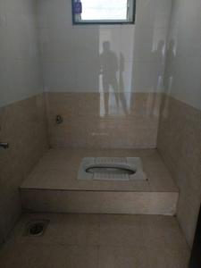 Common Bathroom Image of 650 Sq.ft 1 BHK Apartment / Flat for rent in Manjari Budruk Pune for Rs. 8000
