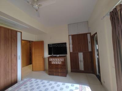 Bedroom Image of 3200 Sq.ft 4 BHK Apartment / Flat for rent in Adani Water Lily, Shantigram Ahmedabad for Rs. 78000