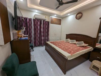 Bedroom Image of 1800 Sq.ft 3.5 BHK Apartment / Flat for sale in Nimbus The Hyde Park, Sector 78 Noida for Rs. 22000000
