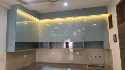 Kitchen Image of 900 Sq.ft 3 BHK Apartment / Flat for sale in DLF Ankur Vihar Ghaziabad for Rs. 3300000