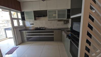 Kitchen Image of 2200 Sq.ft 4 BHK Apartment / Flat for rent in Adani Water Lily, Shantigram Ahmedabad for Rs. 145000