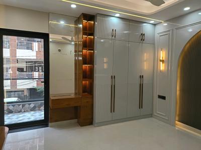 Bedroom Image of 2450 Sq.ft 4 BHK Builder Floor for sale in Vaishali Ghaziabad for Rs. 34800001