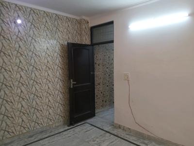 Bedroom Image of 650 Sq.ft 2 BHK Builder Floor for sale in Mahavir Enclave New Delhi for Rs. 3800000