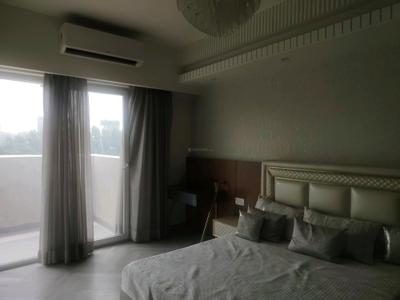 Bedroom Image of 2985 Sq.ft 3 BHK Apartment / Flat for sale in Mahindra Luminare, Sector 59 Gurgaon for Rs. 78000000