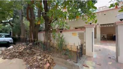 Image of 3000 Sq.ft 4 BHK Independent House for sale in Kukatpally, Hyderabad for Rs. 100000000