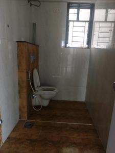 Common Bathroom Image of 1100 Sq.ft 2 BHK Apartment / Flat for sale in Magarpatta Sylvania, Magarpatta City Pune for Rs. 19000000