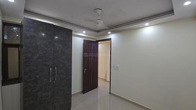 Bedroom Image of 1000 Sq.ft 3 BHK Apartment / Flat for rent in Rajpur Khurd Extension New Delhi for Rs. 24000