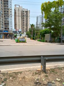Image of 1600 Sq.ft 3 BHK Apartment / Flat for sale in Shiv The Ozone Park Apartments, Sector 86, Faridabad for Rs. 12700000