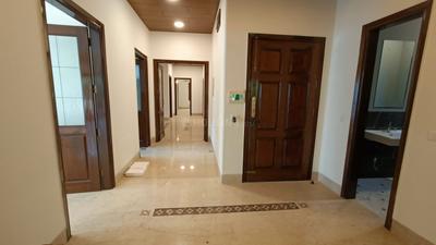 Hall Image of 7200 Sq.ft 4 BHK Builder Floor for rent in Panchsheel Park New Delhi for Rs. 400000