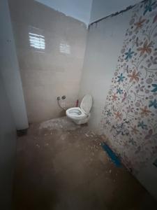 Bathroom Image of 1450 Sq.ft 4 BHK Villa for sale in Shreeji Devashray Grace, New Maninagar Ahmedabad for Rs. 11000000