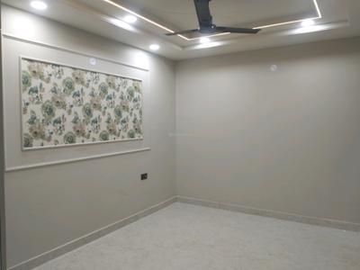 Bedroom Image of 1800 Sq.ft 4 BHK Builder Floor for sale in Shahdara New Delhi for Rs. 18000000
