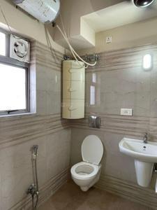 Bathroom Image of 1750 Sq.ft 3 BHK Apartment / Flat for sale in Tangra Kolkata for Rs. 17450000