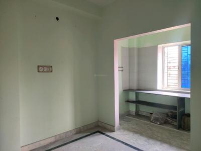 Living Room Image of 860 Sq.ft 2 BHK Apartment / Flat for sale in Hemlata Apartment, Ward No 113 Kolkata for Rs. 3000000