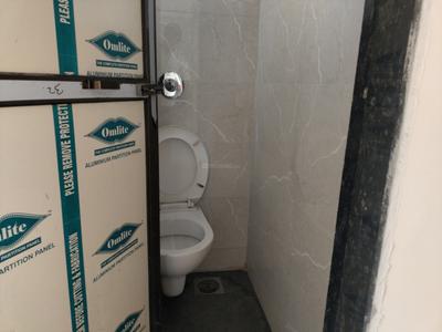 Bathroom Image of 650 Sq.ft 1 BHK Apartment / Flat for sale in Kharghar Navi Mumbai for Rs. 7500000