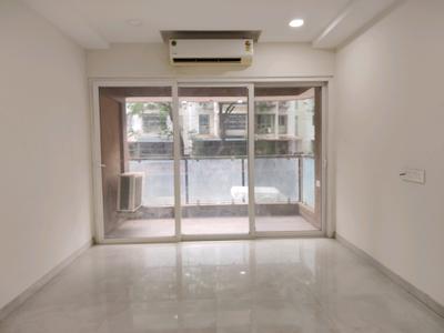 Living Room Image of 1005 Sq.ft 2 BHK Apartment / Flat for sale in Kalpataru Vivant, Jogeshwari East Mumbai for Rs. 24100000