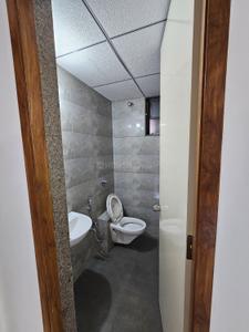 Bathroom Image of 900 Sq.ft 3 BHK Apartment / Flat for rent in Shaligram Prime, South Bopal Ahmedabad for Rs. 31000