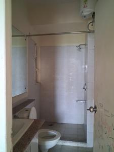 Common Bathroom Image of 1685 Sq.ft 3 BHK Apartment / Flat for sale in DLF Capital Greens Phase 1 And 2, Karampura New Delhi for Rs. 29000000
