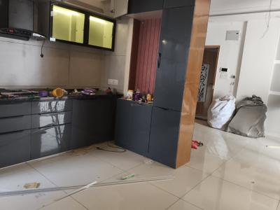 Kitchen Image of 1200 Sq.ft 3 BHK Apartment / Flat for rent in Unique Shantam Nirvanta, Chhani Vadodara for Rs. 30000
