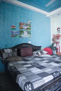 Bedroom Image of 1620 Sq.ft 3 BHK Builder Floor for sale in Preet Vihar New Delhi for Rs. 30000000
