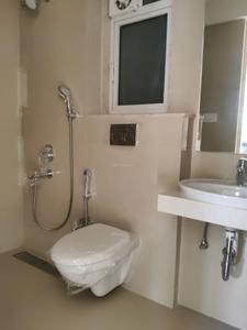 Common Bathroom Image of 681 Sq.ft 2 BHK Apartment / Flat for sale in The Atmosphere O2, Mulund West Mumbai for Rs. 21000000